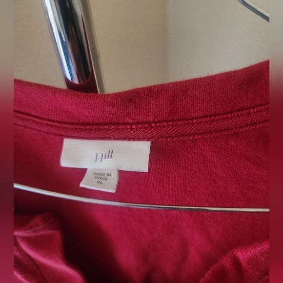 J Jill Pullover Top With Pockets - Picture 3 of 3